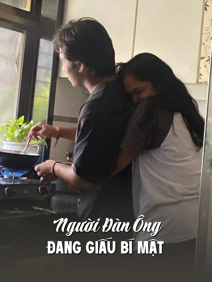 
                            Người Đàn Ông Đang Giấu Bí Mật