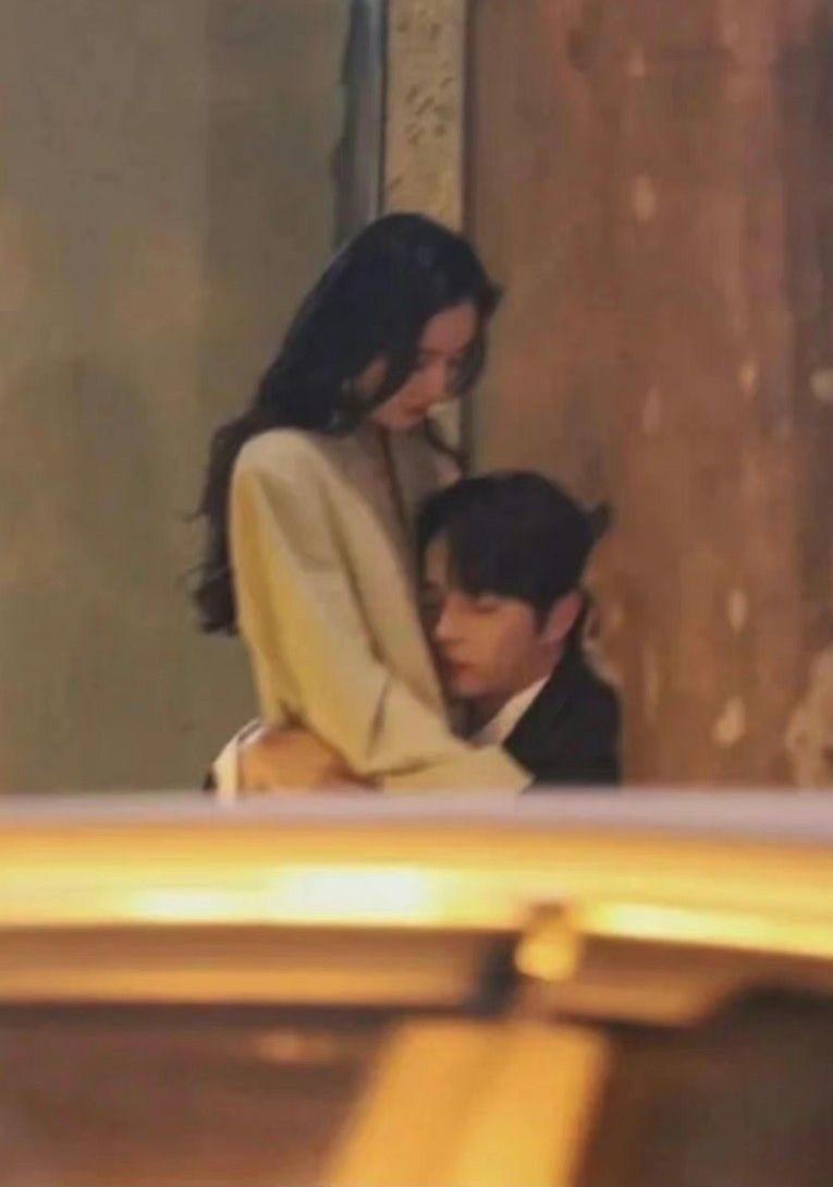 
                            Con Gái Tình Nhân, Đến Lượt Tôi Lên Sàn Rồi