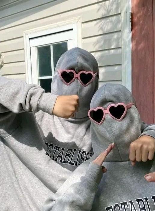 
                            Tình Yêu Không Dành Cho Người Lớn