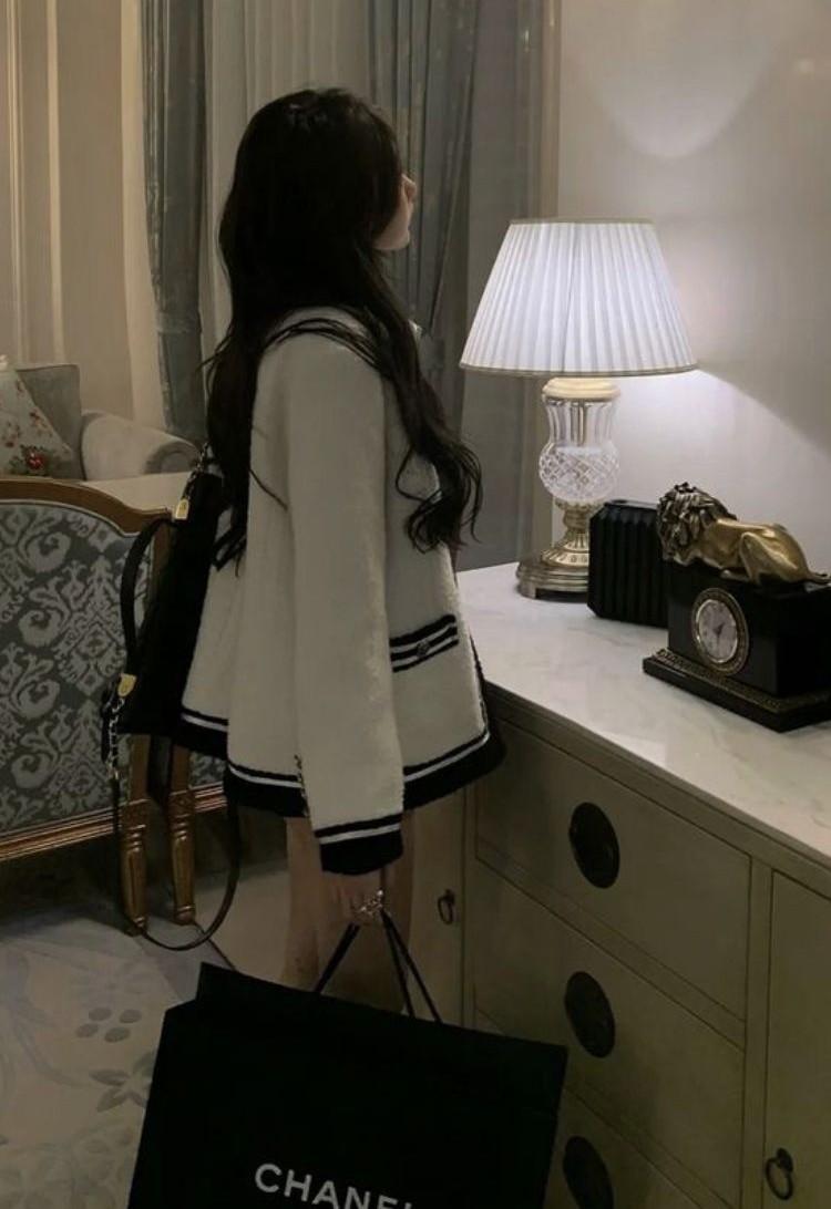 
                            Mối Quan Hệ Này, Xem Ra Chỉ Có Mình Tôi Cố Gắng