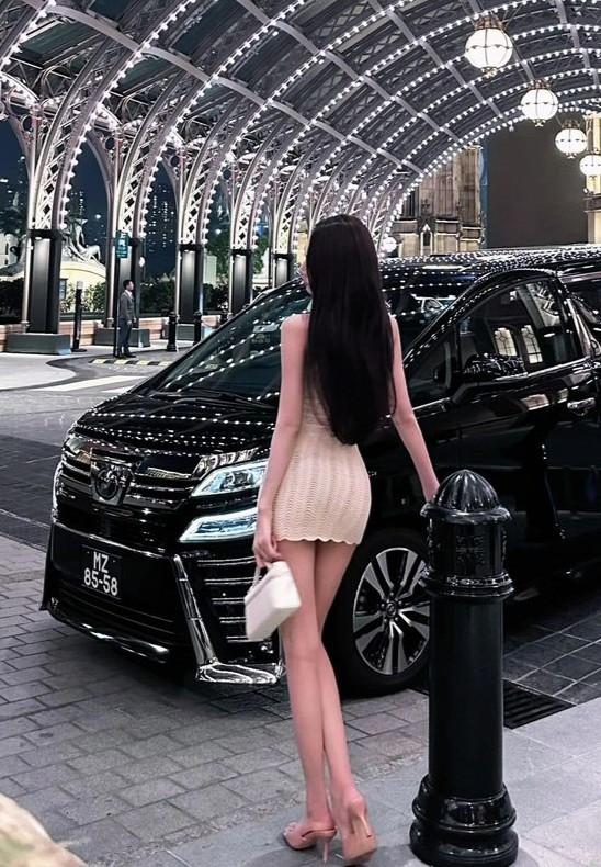 
                            Vợ Đi NướC NgoàI Mang Về MộT ĐứA Con