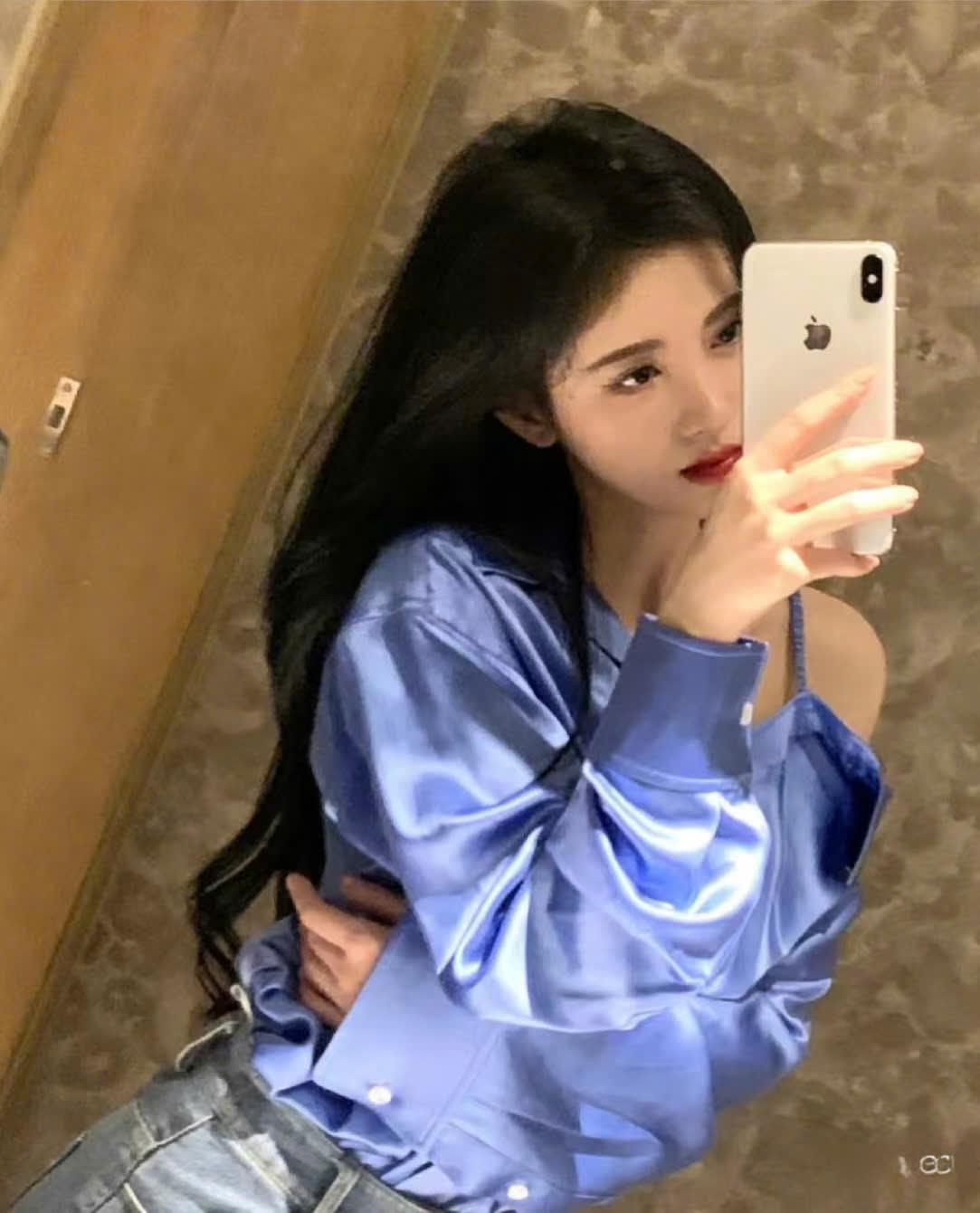 
                            Người Yêu Của Chồng Là Bạn Thân Tôi