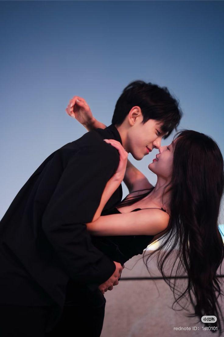 Nước Sôi Lửa Bỏng