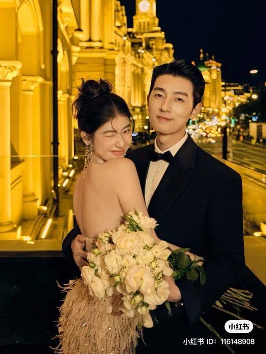 Nam Phụ Mất Trí  Lại Muốn Theo Đuổi Vợ