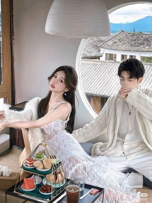 
                            Ly Hôn Để Chia Tài Sản, Ai Ngờ Tổng Tài Lại Mê Tôi