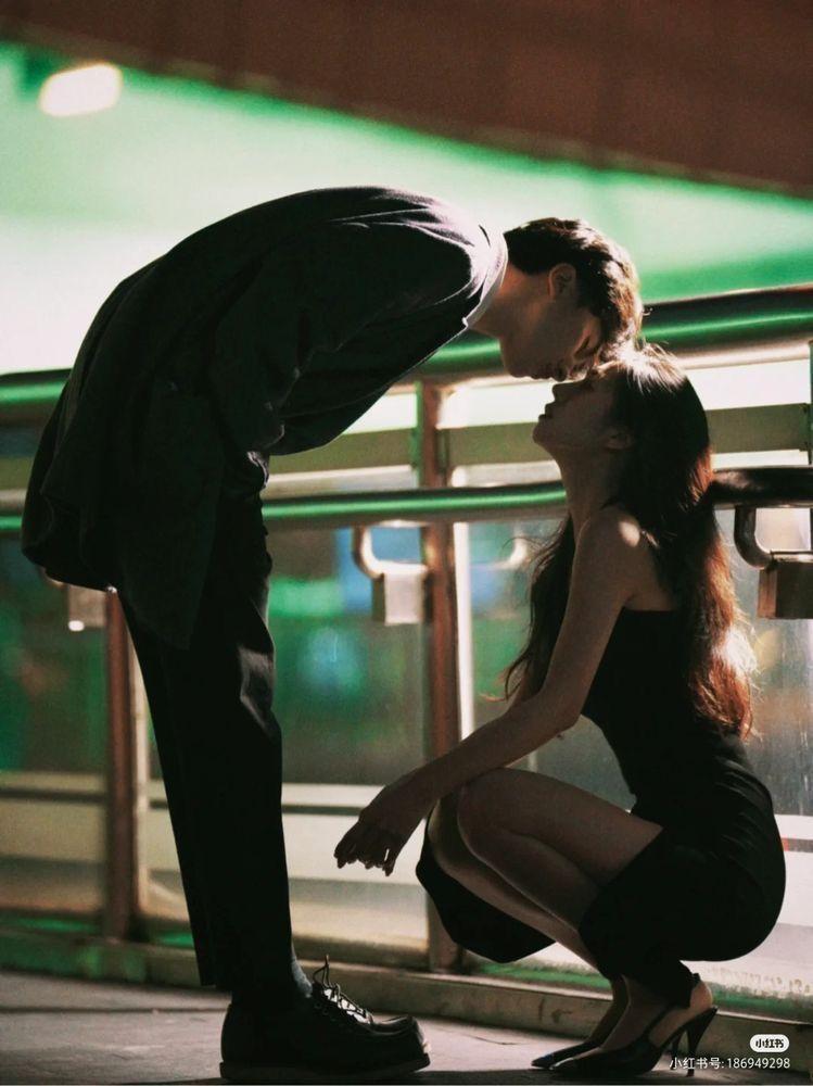 Mỗi Ngày Đều Bị Cậu Em Kế Bệnh Kiều Cưỡng Ép Yêu Thương