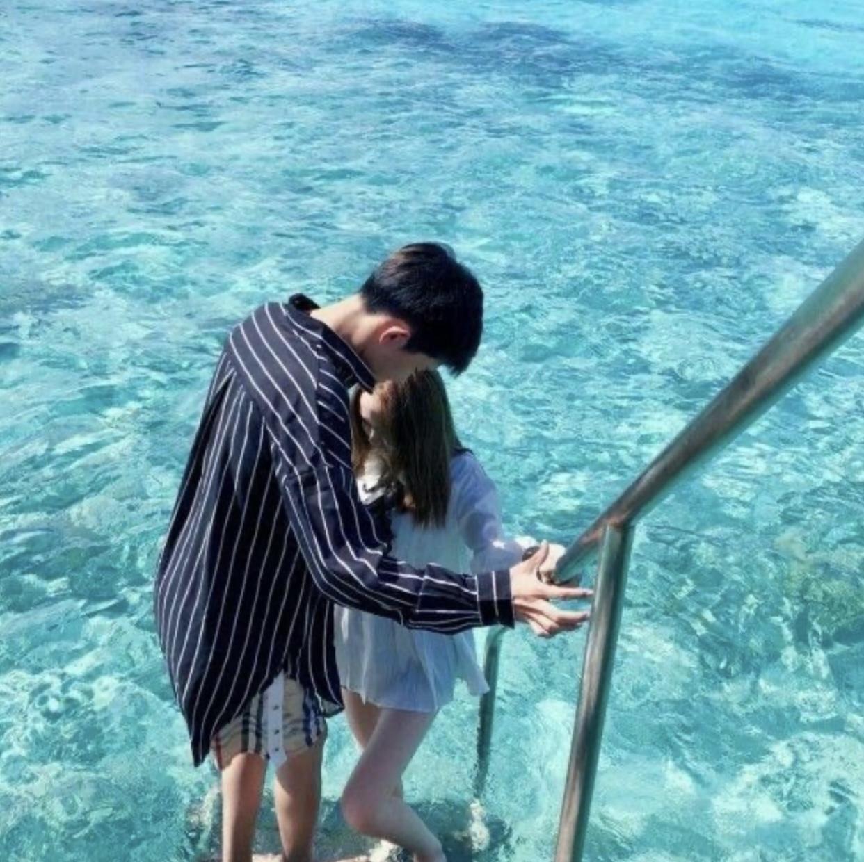 Ngay Từ Đầu Đã Là Dối Trá