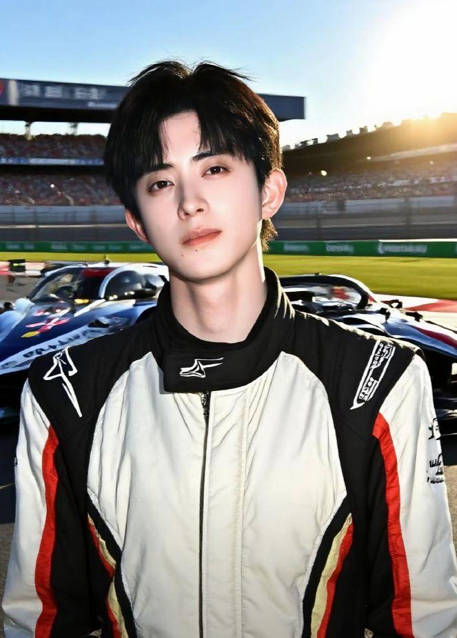 Yêu Online Lắm Trò