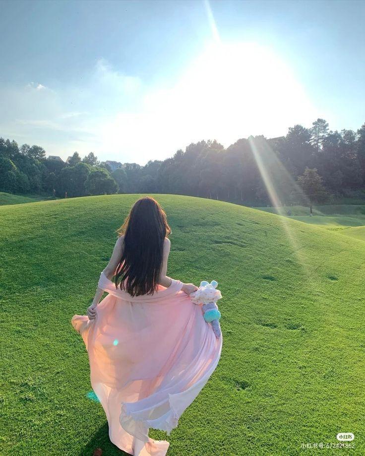 Một Mình Rực Rỡ Còn Hơn Cố Giữ Người Sai