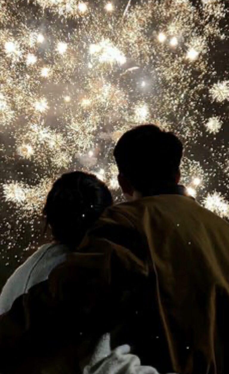 Sau Sinh, Cả Gia Đình Chồng Đi Du Lịch