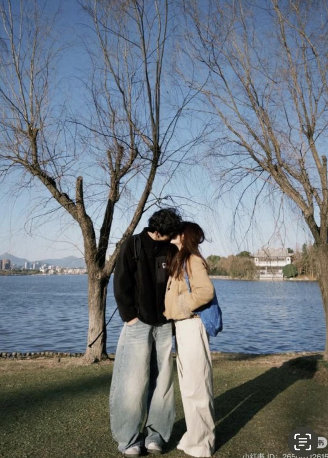 Đêm Giao Thừa, Bạn Trai Cầu Hôn Người Khác