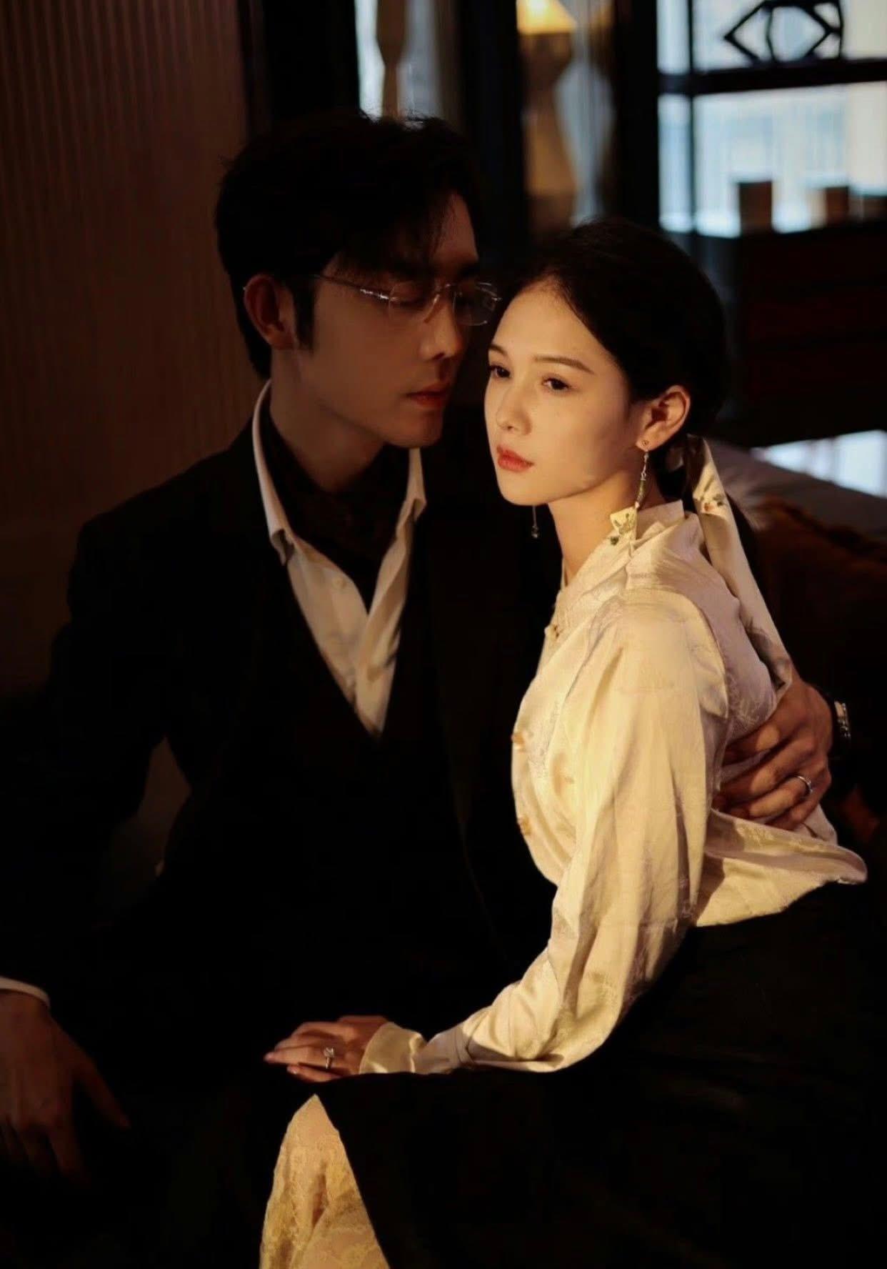 Đi Bán Hoa Gặp Tổng Tài