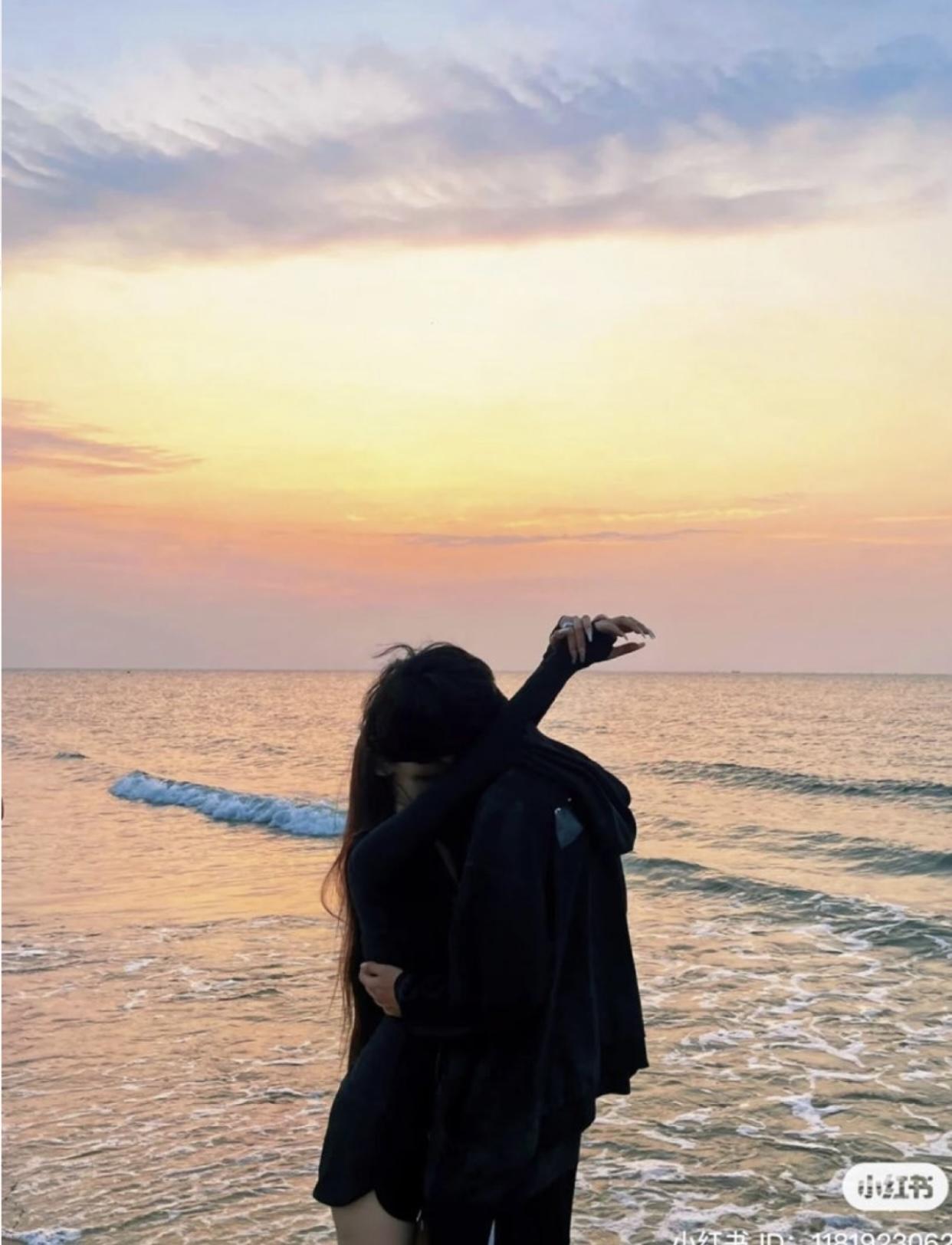 Kỷ Niệm 7 Năm Yêu Nhau, Bạn Trai Kết Hôn Với Người Khác