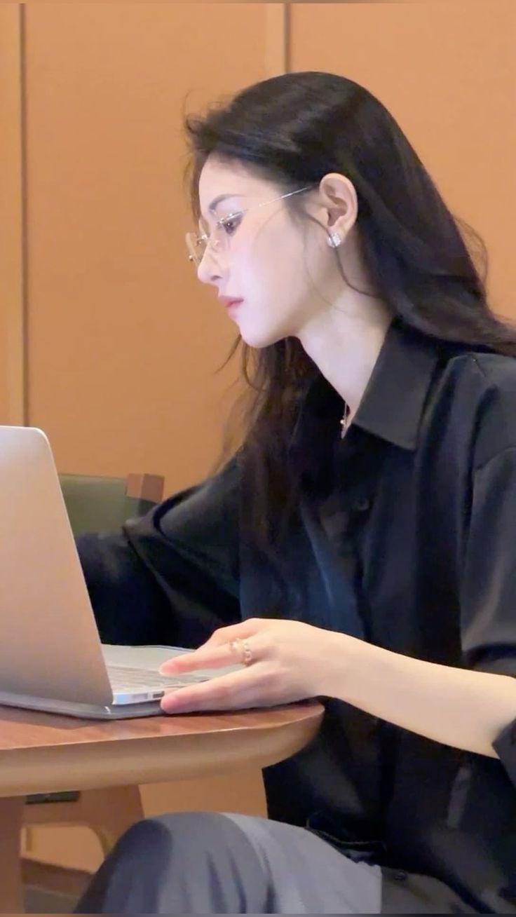 Đến Khi Em Không Còn Là Vợ