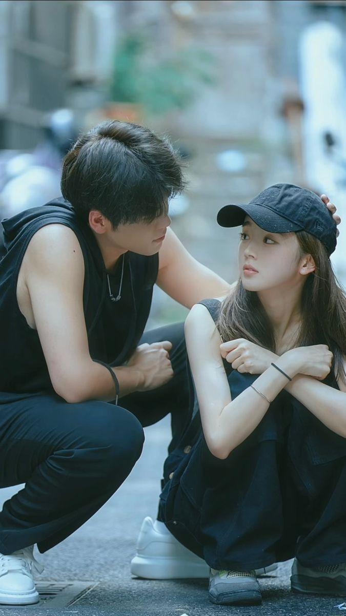 
                            Khoảng Cách Dịu Dàng