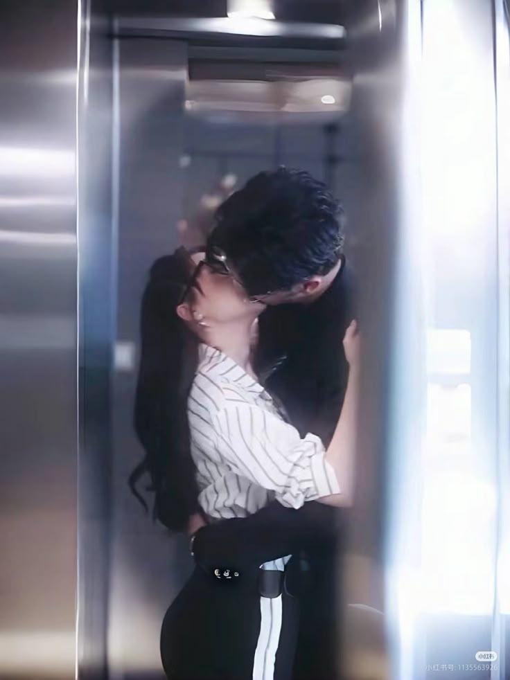 Bên Em Có Nắng Ấm