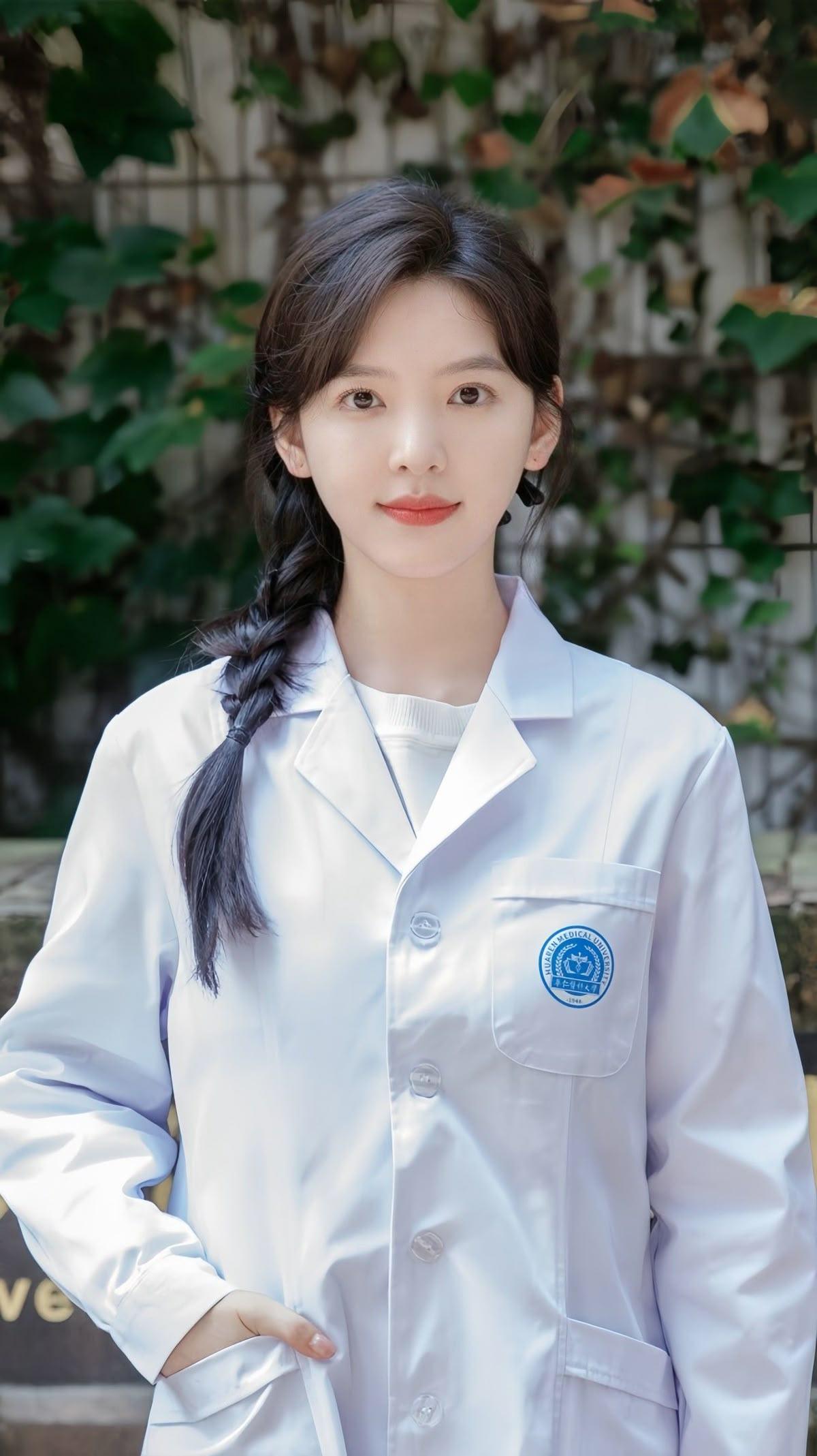 
                            Tái Sinh Sau Đổ Vỡ