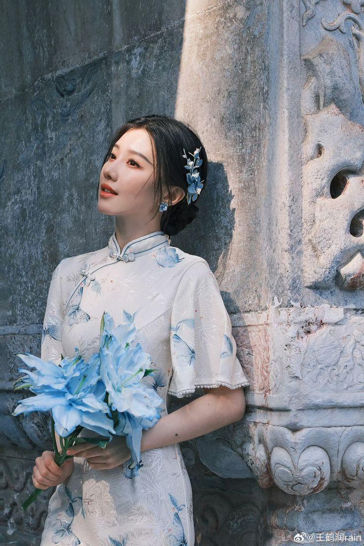 Thu 5.000 Tệ Rồi Đuổi Tôi