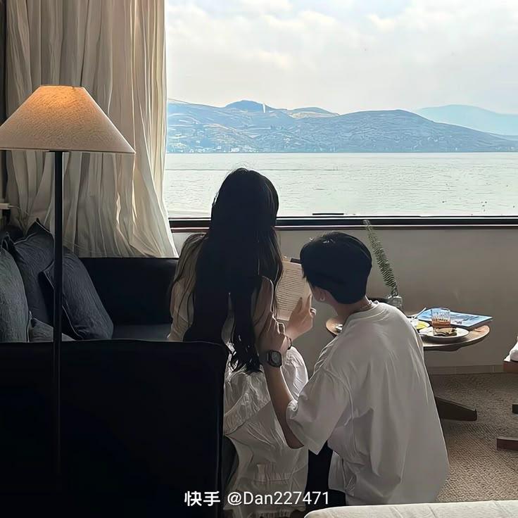 
                            Lời Yêu Sâu Đậm Của Anh