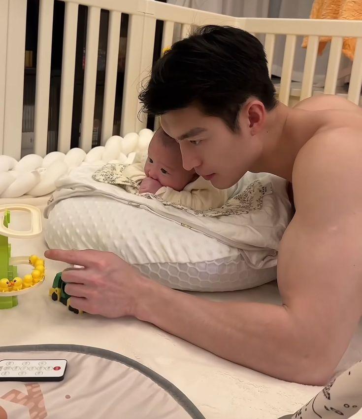 Không Còn Một Mình